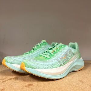 Women’s Hoka Mach X